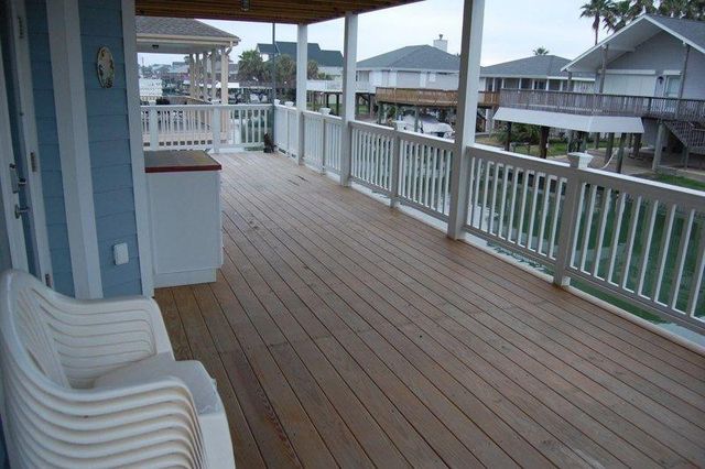 21820 Deaf P Smith Drive, Galveston, TX 77554