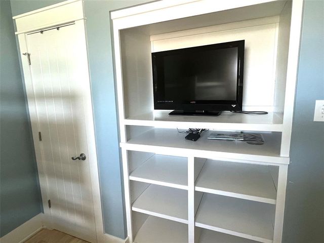 21820 Deaf P Smith Drive, Galveston, TX 77554