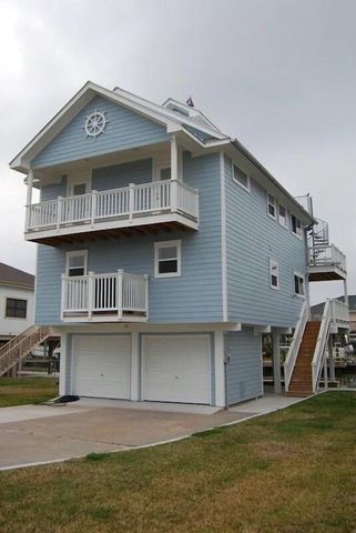 21820 Deaf P Smith Drive, Galveston, TX 77554