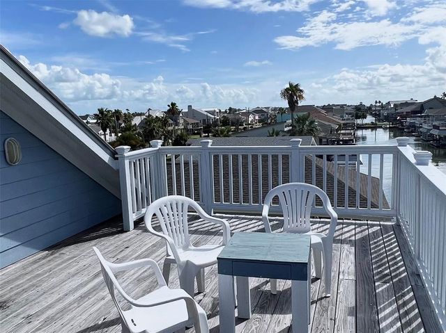 21820 Deaf P Smith Drive, Galveston, TX 77554