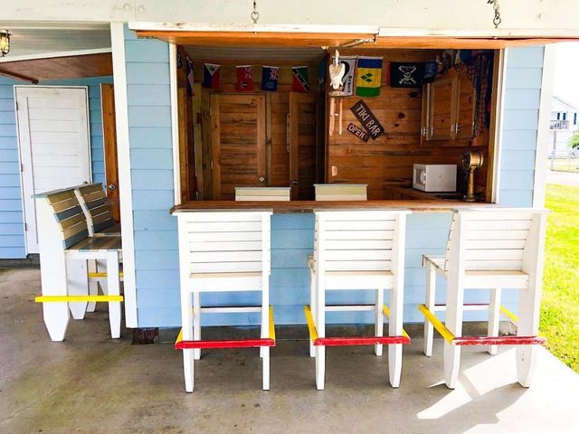 21820 Deaf P Smith Drive, Galveston, TX 77554