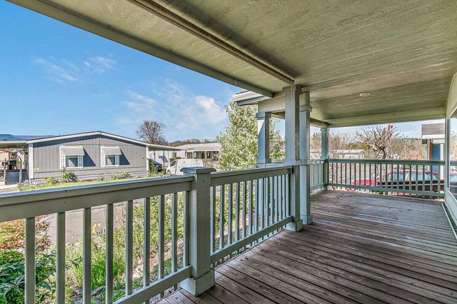 5076 Leonard Road 27, Grants Pass, OR 97527