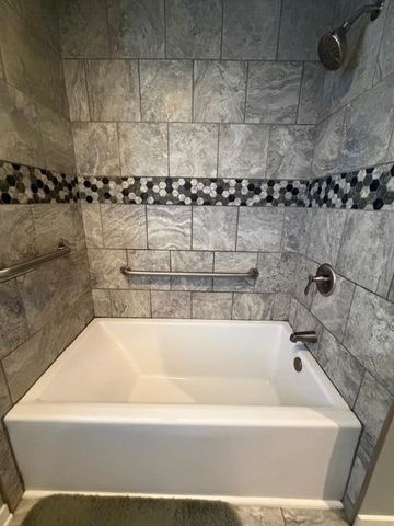 1547 Virginia Street, Saint Paul, MN 55117