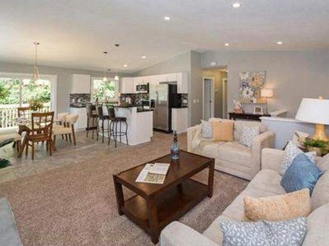 1547 Virginia Street, Saint Paul, MN 55117