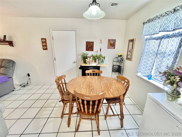 318 Ted Allen Lane, Stigler, OK 74462