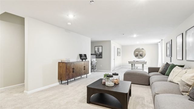 418 Curtis Ct., New Stanton, PA 15639