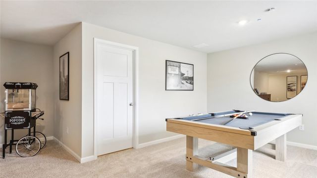 418 Curtis Ct., New Stanton, PA 15639