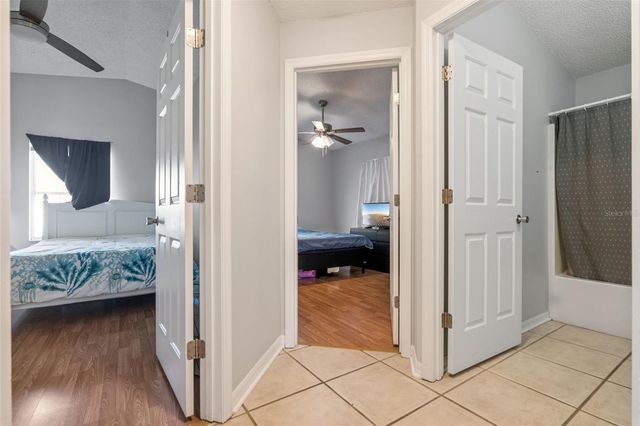 23 CAYMAN CIRCLE, Umatilla, FL 32784