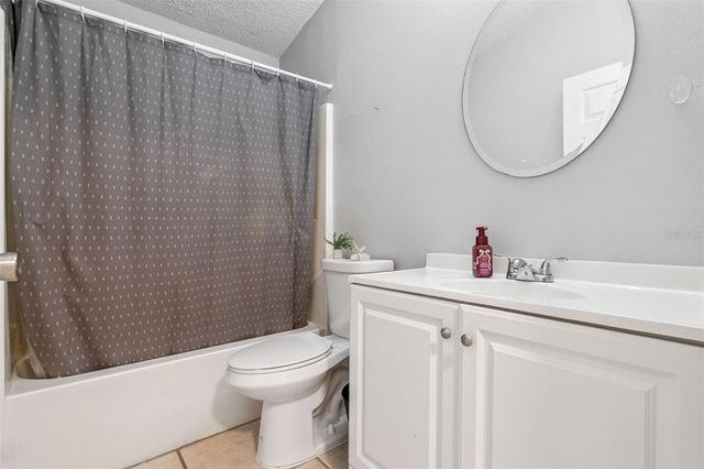 23 CAYMAN CIRCLE, Umatilla, FL 32784