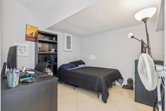 23 CAYMAN CIRCLE, Umatilla, FL 32784