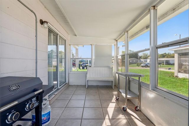 23 CAYMAN CIRCLE, Umatilla, FL 32784