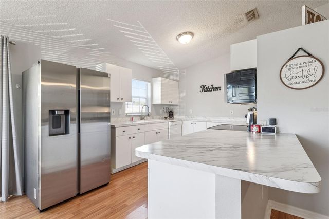 23 CAYMAN CIRCLE, Umatilla, FL 32784