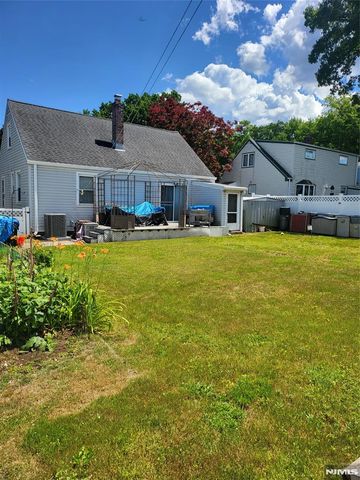 21 Woodland Drive, Hasbrouck Heights, NJ 07604