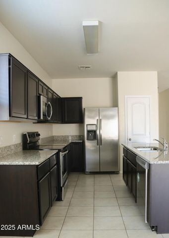 4734 E PEARL Road, San Tan Valley, AZ 85143