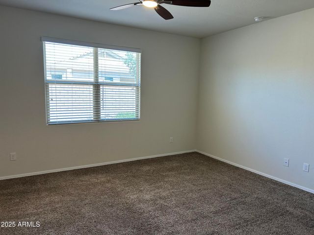 4734 E PEARL Road, San Tan Valley, AZ 85143