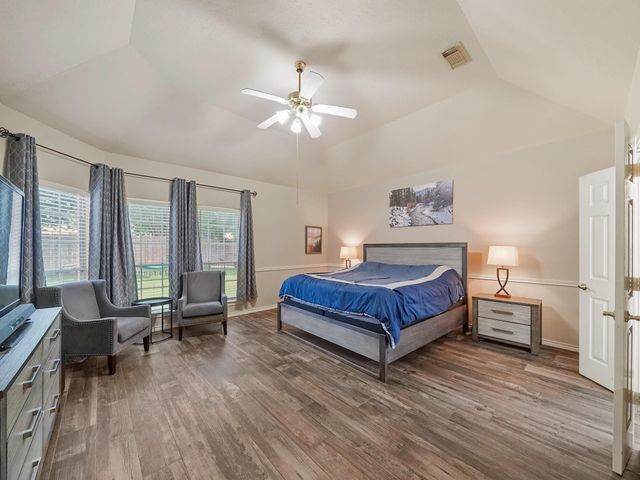 719 Rock Springs Drive, Richmond, TX 77469
