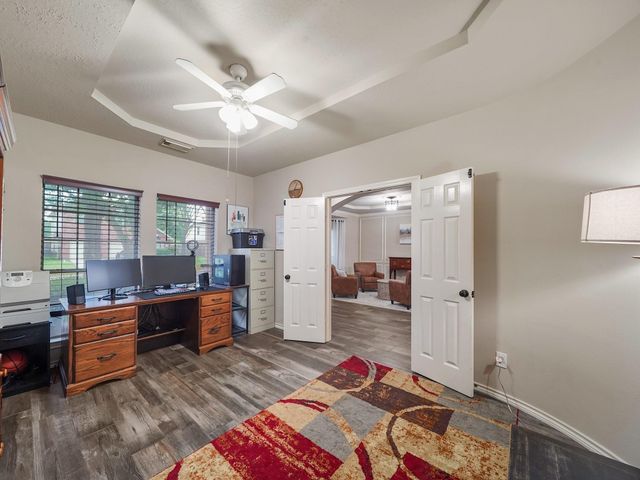 719 Rock Springs Drive, Richmond, TX 77469