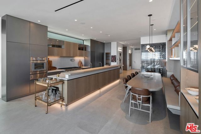 940 Palisades Beach Road, Santa Monica, CA 90403