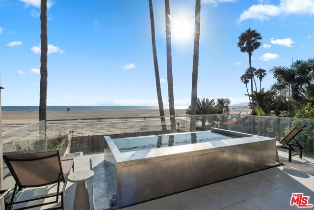 940 Palisades Beach Road, Santa Monica, CA 90403