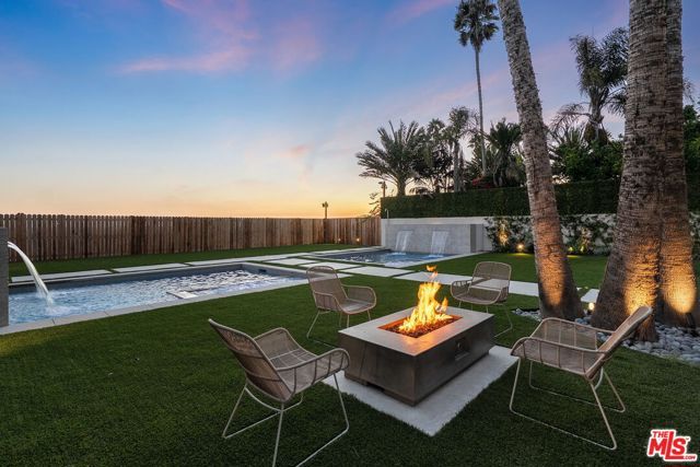 940 Palisades Beach Road, Santa Monica, CA 90403