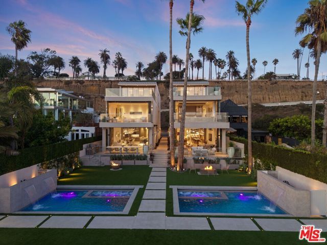 940 Palisades Beach Road, Santa Monica, CA 90403