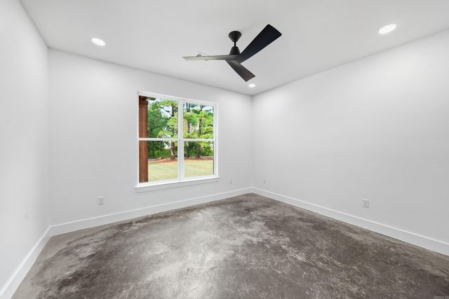 270 Arrowhead Road, Greenbrier, AR 72058
