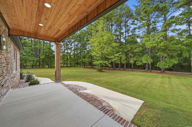 270 Arrowhead Road, Greenbrier, AR 72058