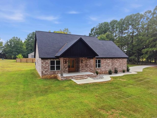 270 Arrowhead Road, Greenbrier, AR 72058