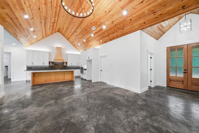 270 Arrowhead Road, Greenbrier, AR 72058