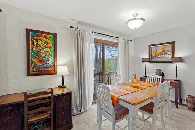 1017 Brookdale Drive, Carpentersville, IL 60110