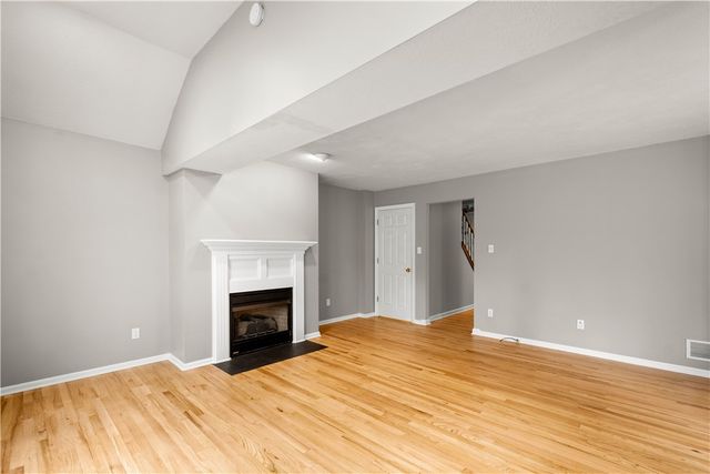 503 W McMurray Rd, North Strabane, PA 15317