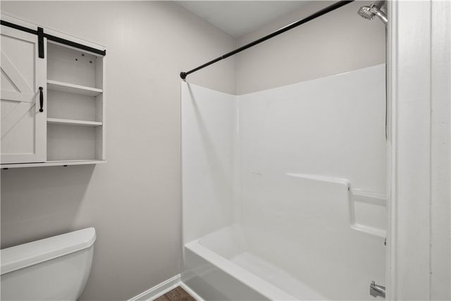 503 W McMurray Rd, North Strabane, PA 15317