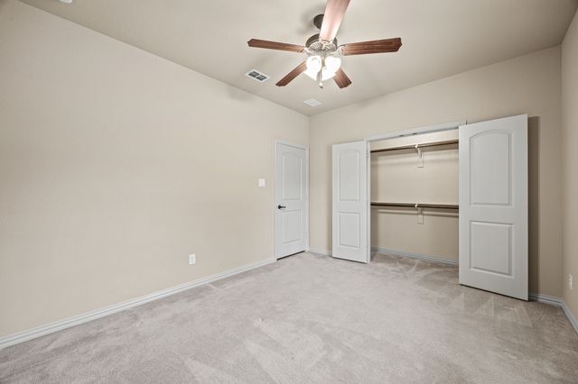 6913 Bobwhite Drive, North Richland Hills, TX 76182