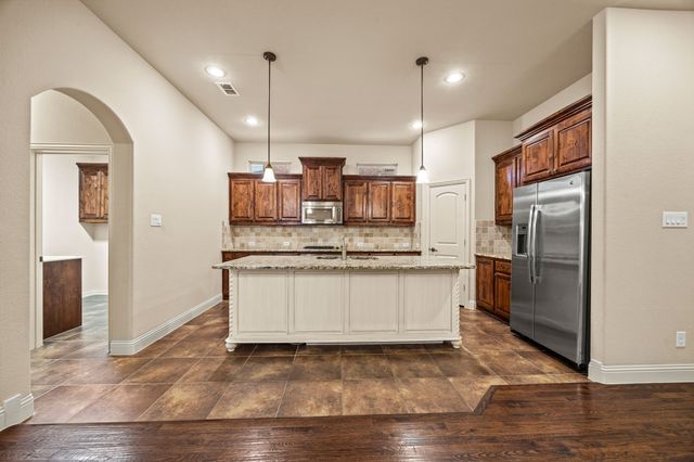 6913 Bobwhite Drive, North Richland Hills, TX 76182