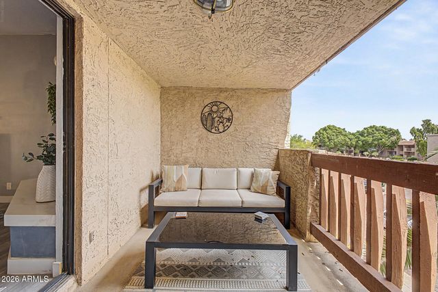3031 N CIVIC CENTER Plaza 302, Scottsdale, AZ 85251