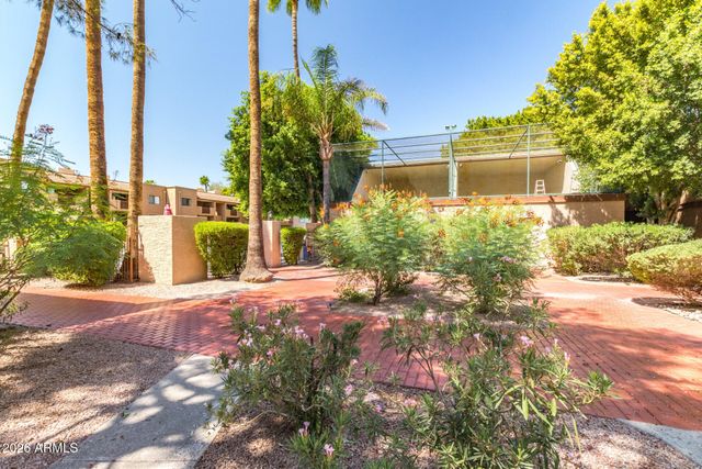 3031 N CIVIC CENTER Plaza 302, Scottsdale, AZ 85251