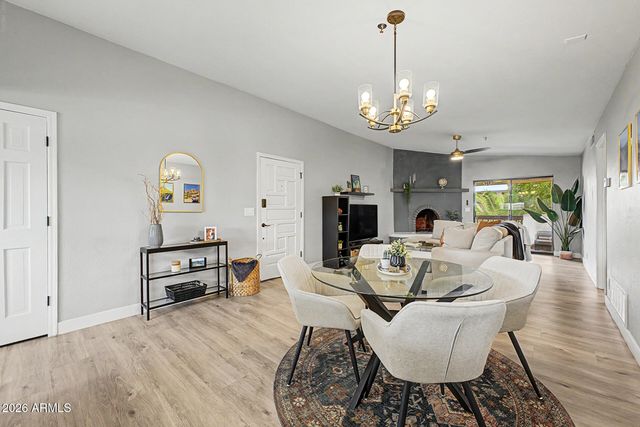 3031 N CIVIC CENTER Plaza 302, Scottsdale, AZ 85251