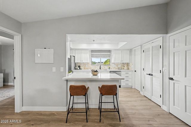 3031 N CIVIC CENTER Plaza 302, Scottsdale, AZ 85251