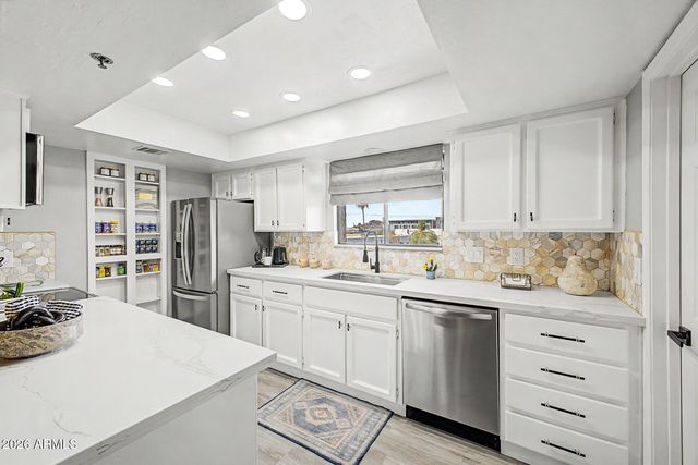 3031 N CIVIC CENTER Plaza 302, Scottsdale, AZ 85251