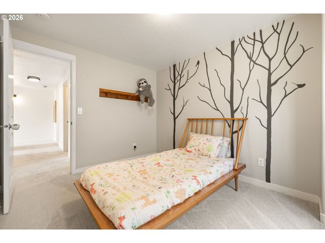 38853 REDWOOD St, Sandy, OR 97055