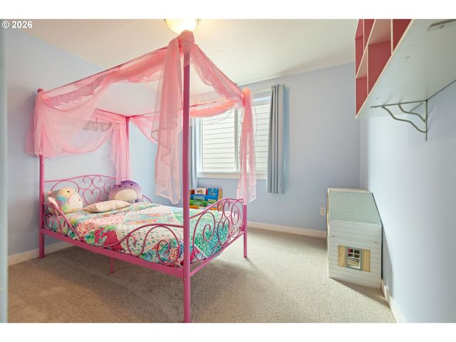 38853 REDWOOD St, Sandy, OR 97055