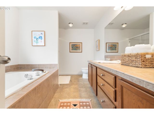 38853 REDWOOD St, Sandy, OR 97055