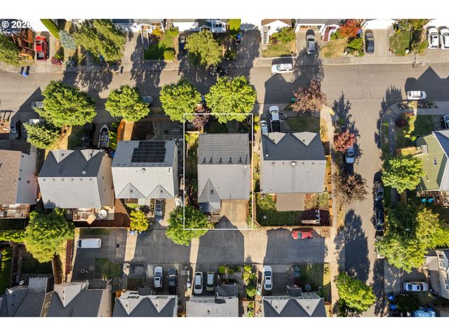 38853 REDWOOD St, Sandy, OR 97055