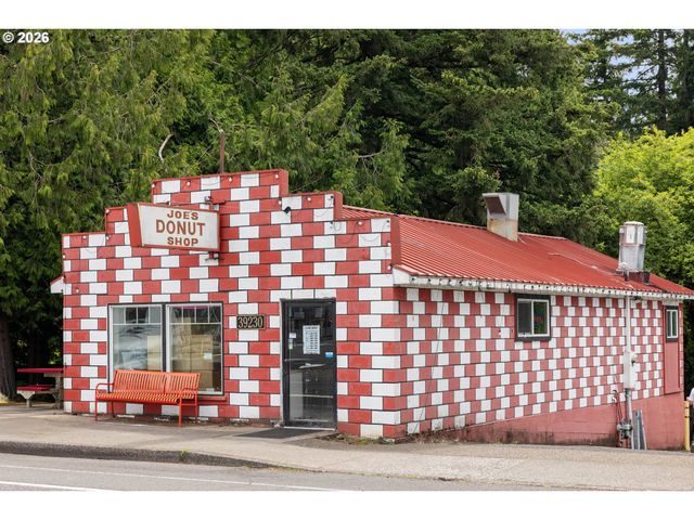 38853 REDWOOD St, Sandy, OR 97055