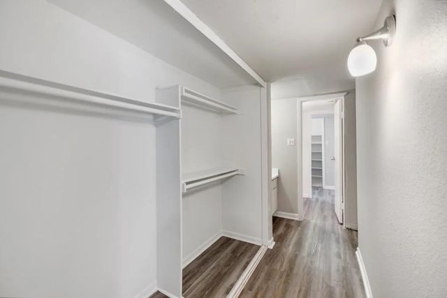 11715 S Glen Drive 204T-1, Houston, TX 77099