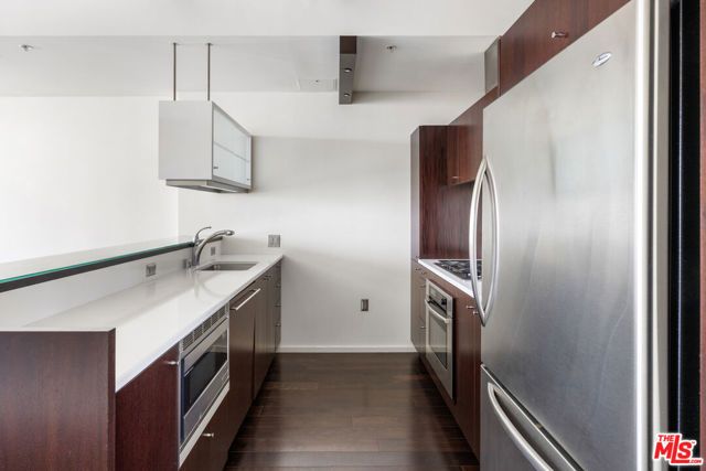 1155 S Grand Avenue 912, Los Angeles, CA 90015