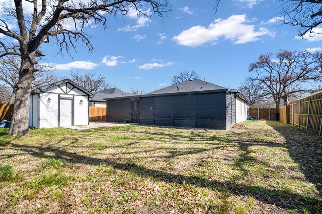3505 Wood Oak Drive, Balch Springs, TX 75180