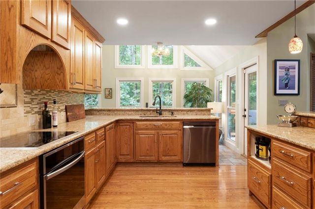 6660 Victory Drive, Acworth, GA 30102
