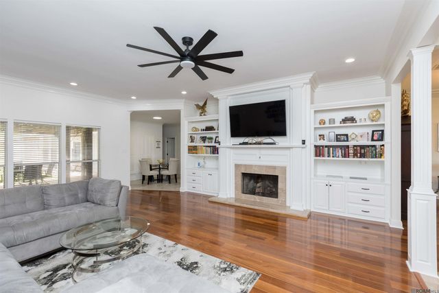 6022 Grand Coteau Dr, Baton Rouge, LA 70817