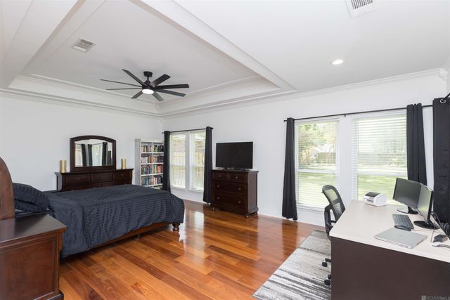 6022 Grand Coteau Dr, Baton Rouge, LA 70817